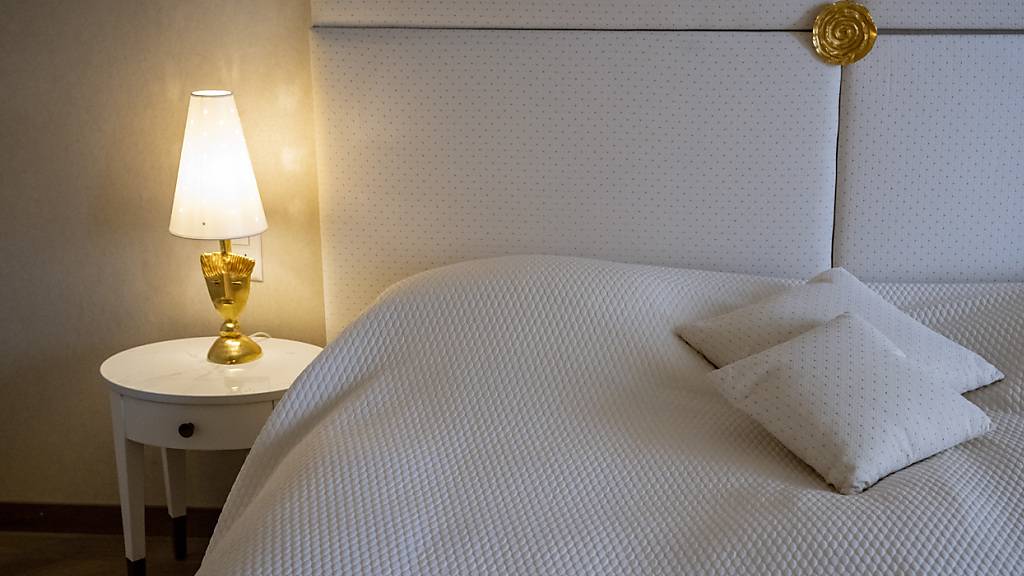 Der positive Trend in der Schweizer Hotellerie hat im Februar eine Delle erlitten. Erstmals seit September 2024 verzeichneten die hiesigen Hotels wieder einen Rückgang bei den Logiernächten. (Archivbild)