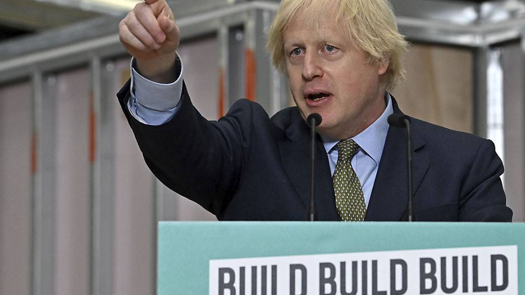 Der britische Premierminister Boris Johnson zeigt China die kalte Schulter. Beim Aufbau des 5G-Mobilfunknetzes will Johnson den chinesischen Anbieter Huawei ausschliessen. (Archivbild)