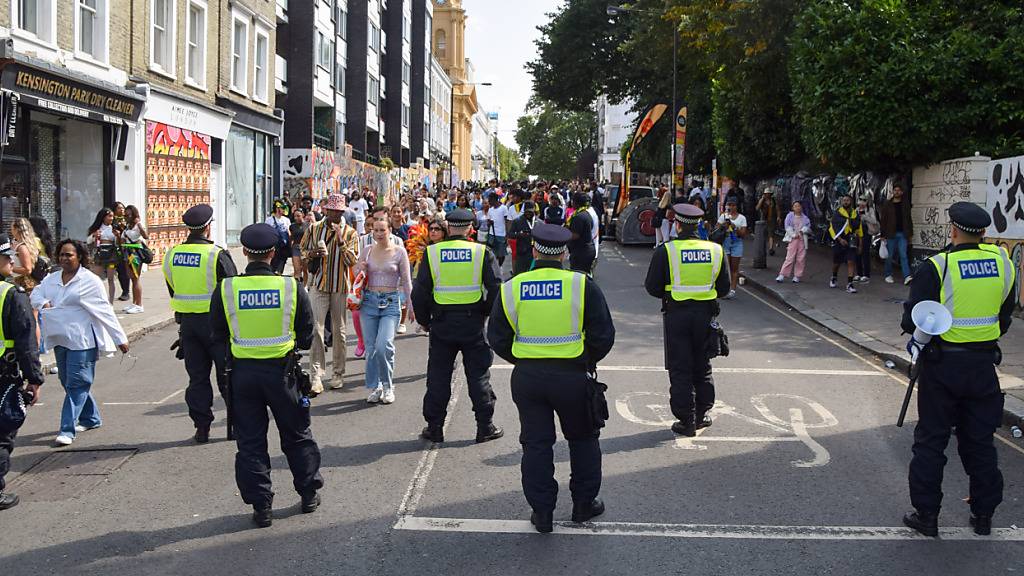 ARCHIV - Polizeipräsenz beim Notting Hill Carnival. Foto: Vuk Valcic/ZUMA Press Wire/dpa