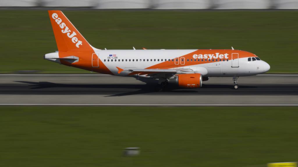 Im Übernahmepoker um Easyjet hat der US-Finanzinvestor Apollo sein Interesse angemeldet. Apollo überbietet dabei den von der US-Investmentgesellschaft Castlelake gebotenen Kaufpreis.(Archivbild)