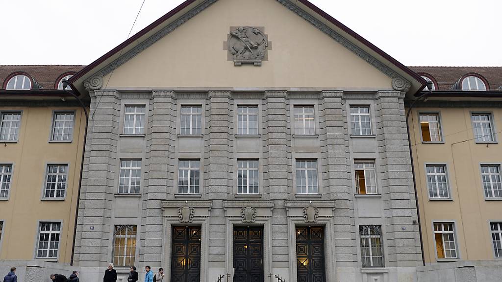 Anklage fordert in Zürich fünf Jahre Freiheitsstrafe für 21-Jährige