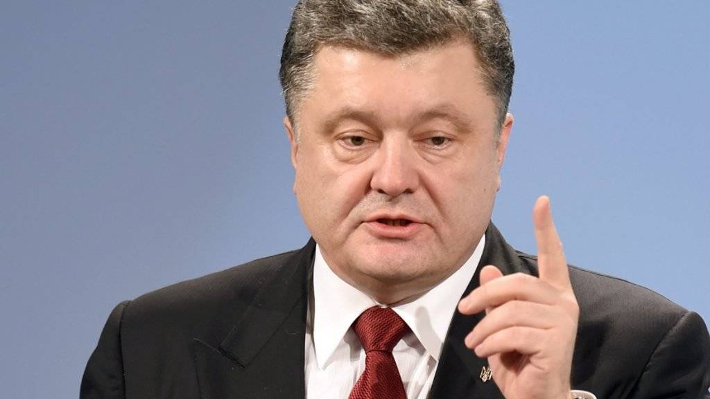 Der abgewählte ukrainische Präsident Petro Poroschenko tritt als Spitzenkandidat seiner Partei Europäische Solidarität bei der Parlamentswahl Mitte Juli an. (Archivbild)