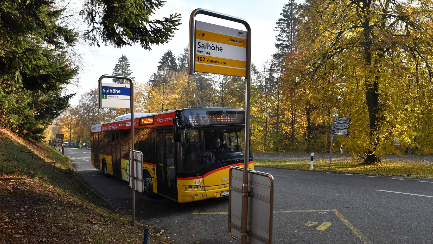 Postauto Salhöhe