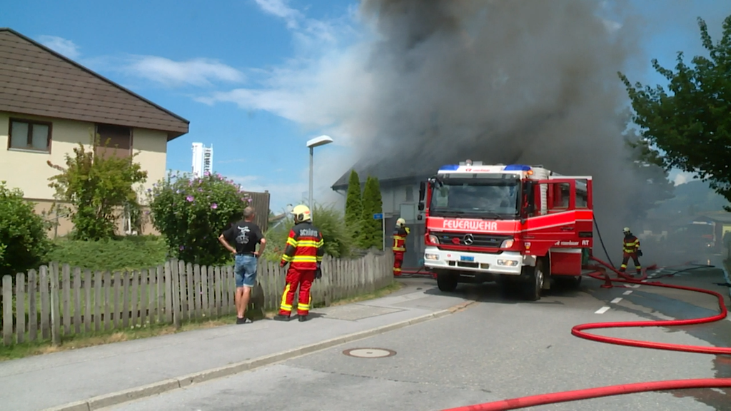 Unbewohnbar: Mehrfamilienhaus in Schänis wird Raub der Flammen