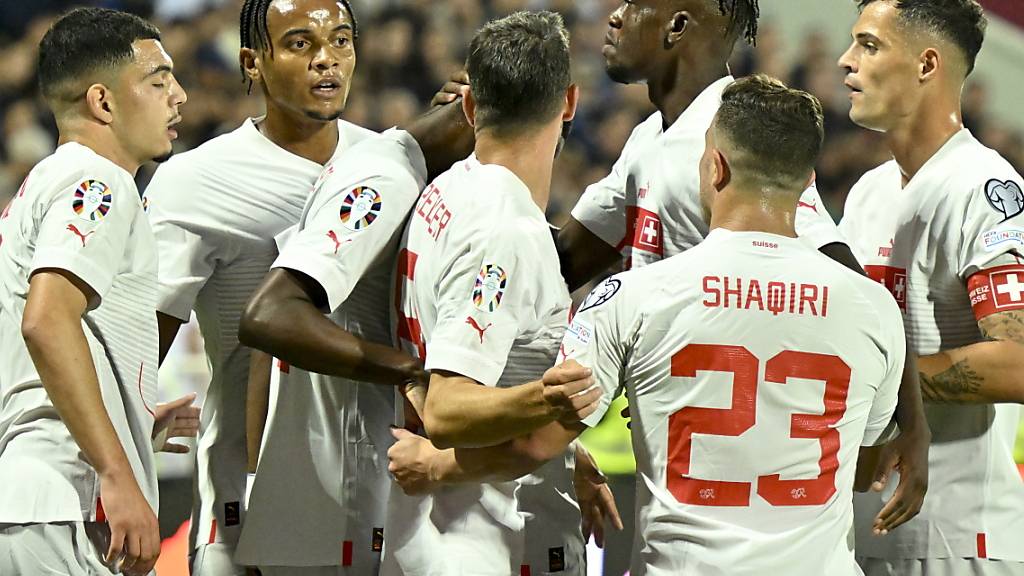 Die Schweizer Nationalmannschaft verliert in der FIFA-Weltrangliste eine Position