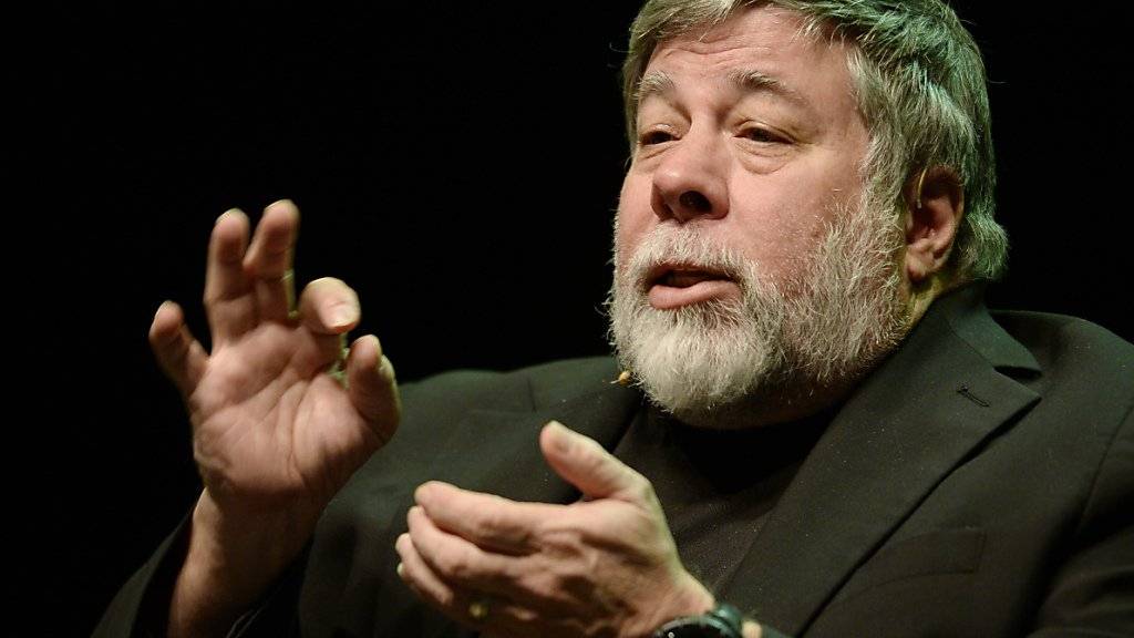 Steve Wozniak, Mitbegründer von Apple, hat den versteigerten historischen Computer gelötet.
