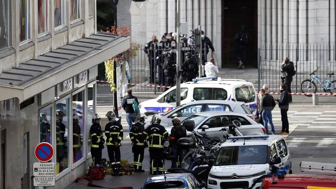 Höchste Terrorwarnstufe in Frankreich ++ 7000 Soldaten mobilisiert