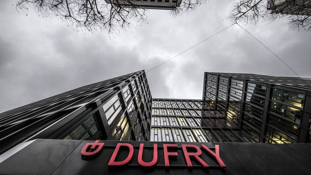 Darf sein Aktienkapital erhöhen: Der Hauptsitz des weltweit tätigen Reise-Detailhändlers Dufry in Basel. (Archivbild)