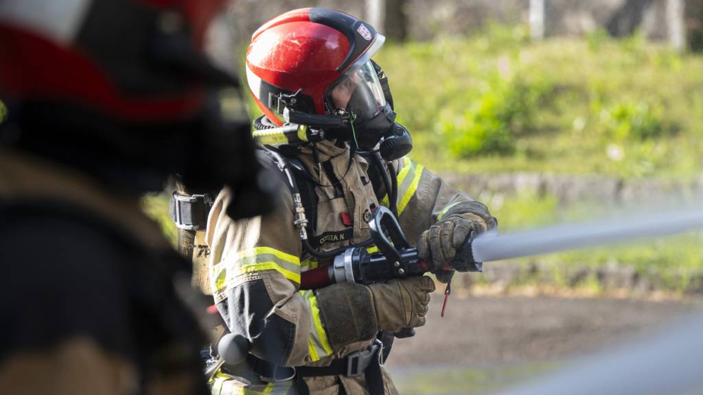 Waldbrand bei Brissago TI stellt keine Gefahr dar