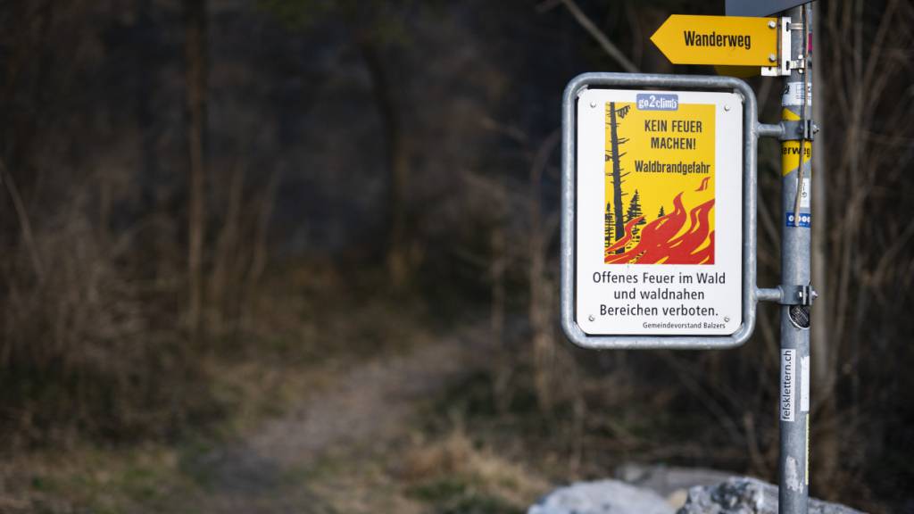 Luzern schränkt Wasserentnahme ein und verhängt Feuerverbot im Wald