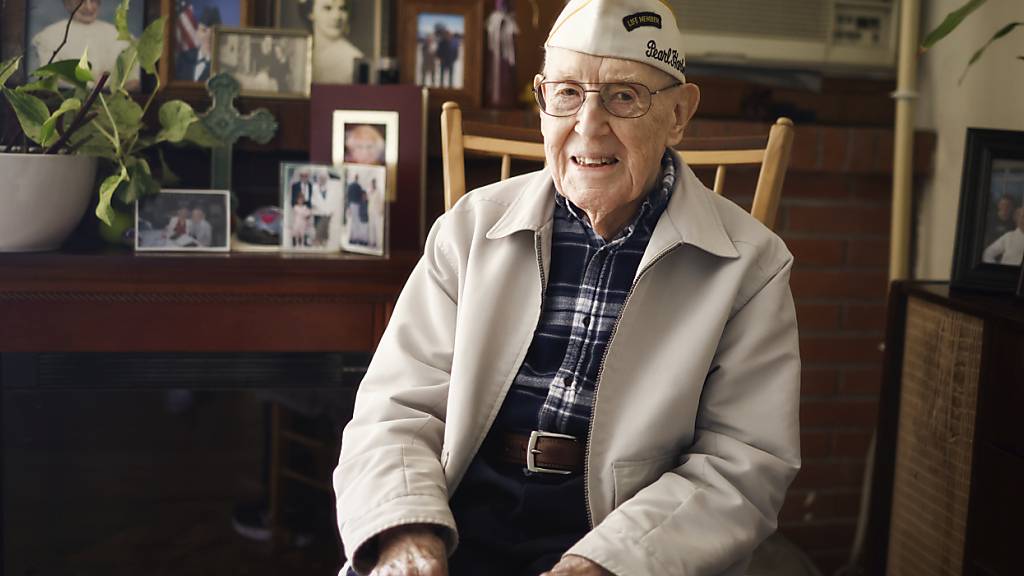 Der frühere Funker Warren «Red» Upton ist im Alter von 105 Jahren gestorben. Foto: Shae Hammond/Bay Area News Group/AP/dpa