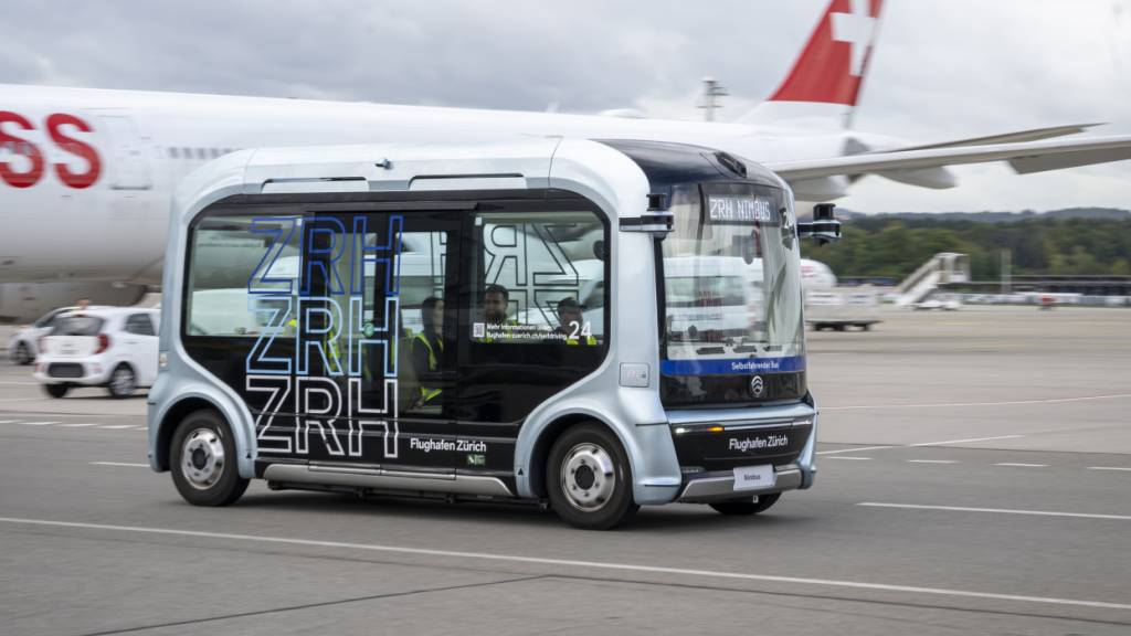 Flughafen Zürich lässt Shuttlebusse ohne Sicherheitsperson fahren