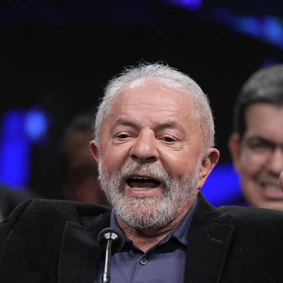Lula vor Amtsinhaber Bolsonaro – Stichwahl muss entscheiden