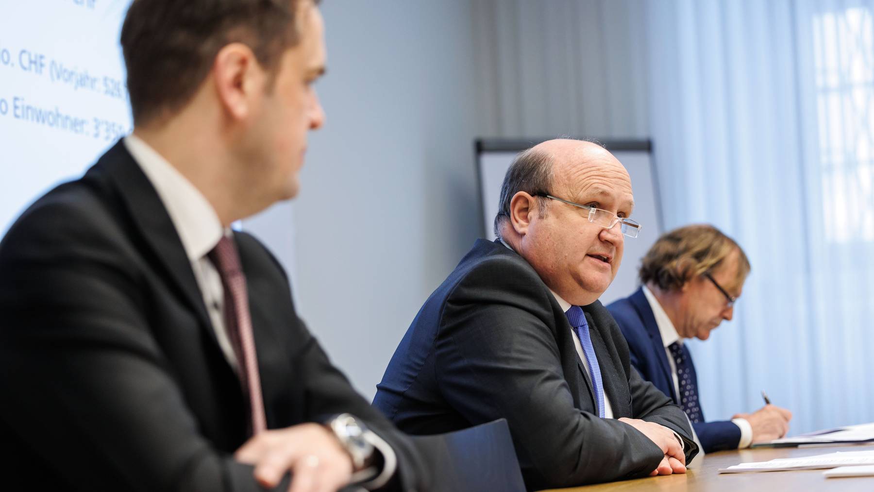Solothurner Finanzdirektor stellt den Jahresabschluss 2022 vor