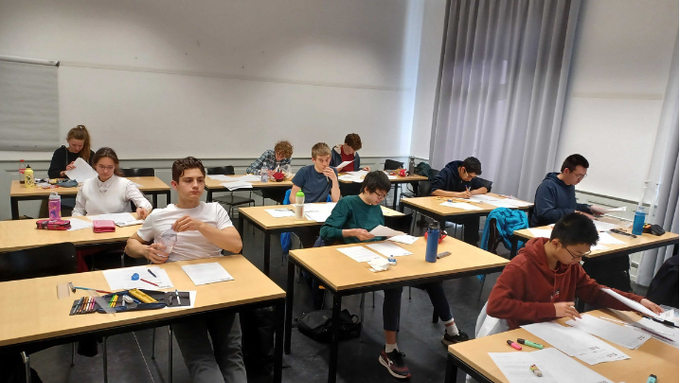 Wettinger Kanti-Schüler gewinnt die französischsprachige Mathematik-Olympiade