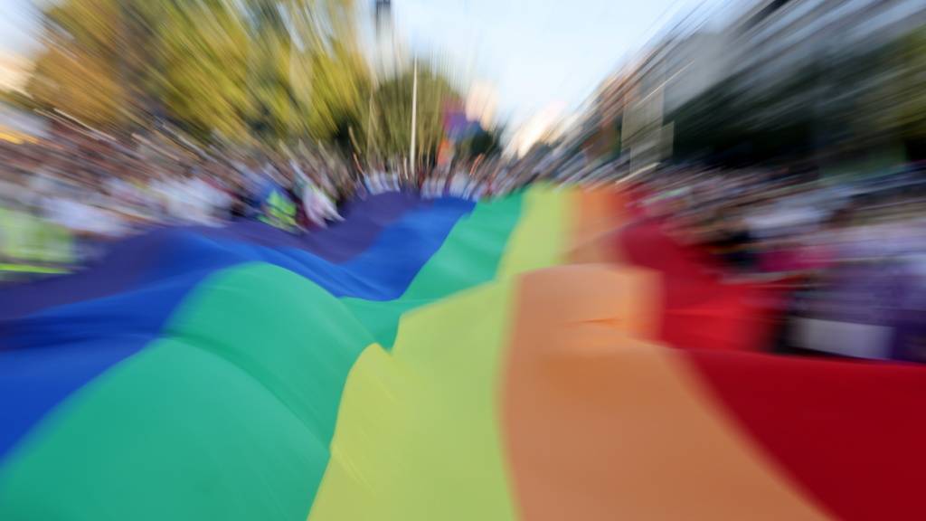 Rund 80 Prozent der LGBTIQ-Personen erleben Diskriminierung