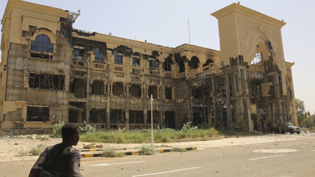 Konflikt im Sudan: Drohnenangriffe auf Khartum