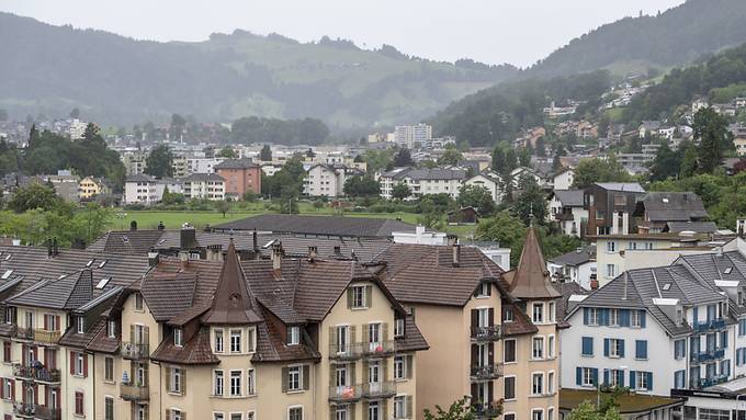 Stimmbevölkerung beschliesst Einzonungsmoratorium für 15 Jahre