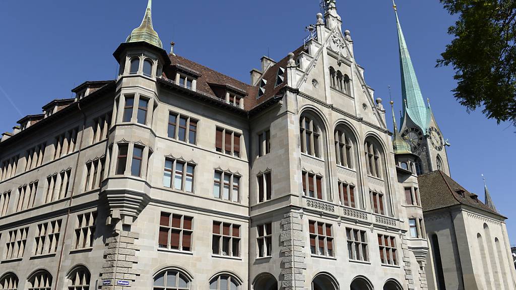 Wer die derzeitige Zürcher Stadtpräsidentin Corine Mauch im Stadthaus beerben wird, ist noch völlig offen. Die SP-Politikerin selbst tritt bei den nächsten Wahlen nicht mehr an. (Archivbild)