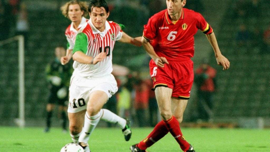 Franky van der Elst während eines WM-Qualifikationsspiels gegen Wales 1997