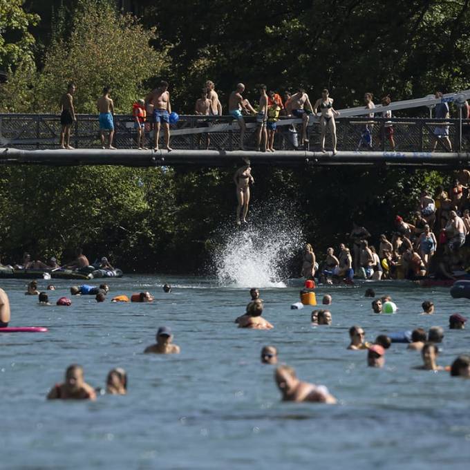 Schönausteg in Bern wird für Sanierung zerlegt und abtransportiert