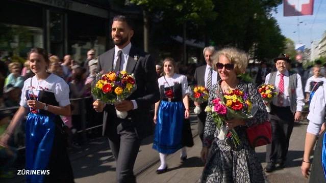 Knutsch-Attacken auf Promis