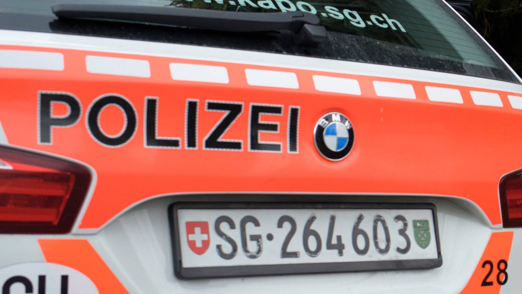 Die Kantonspolizei St.Gallen meldete am Montag den Tod des 76-jährigen Velofahrers. (Symbolbild)