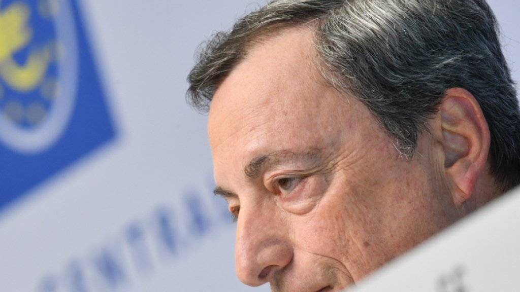 Hält an der lockeren Geldpolitik fest: Mario Draghi, Präsident der Europäischen Zentralbank. (Archiv)