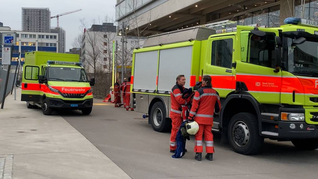 Ammoniak ausgetreten: Chemiewehr-Einsatz beim SRF