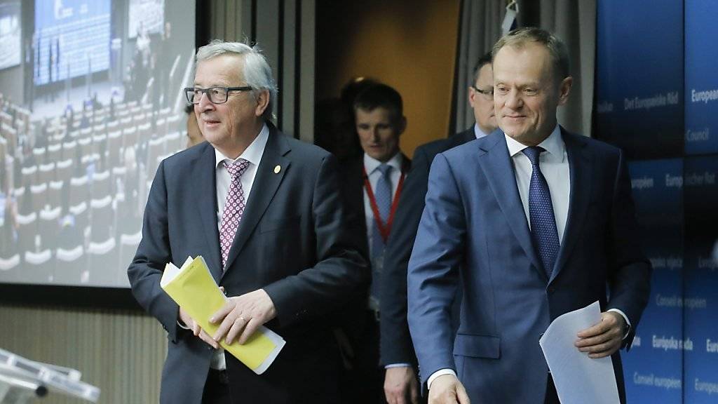 Verhandlungen mit Grossbritannien ziehen sich hin: EU-Gipfelchef Donald Tusk (rechts) und EU-Kommissionschef Jean-Claude Juncker bei einer Medienkonferenz in Brüssel.