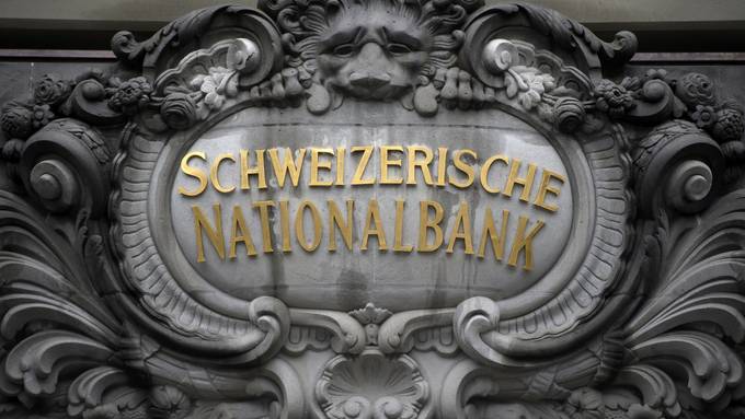 SNB hebt Leitzinsen auf 1,50 Prozent an