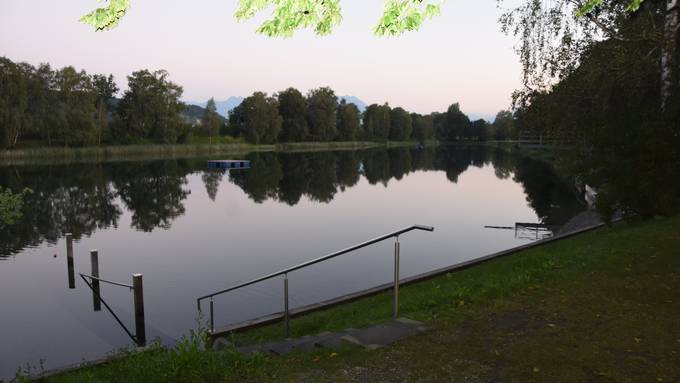 15-Jähriger beim Baden in Baggersee ertrunken