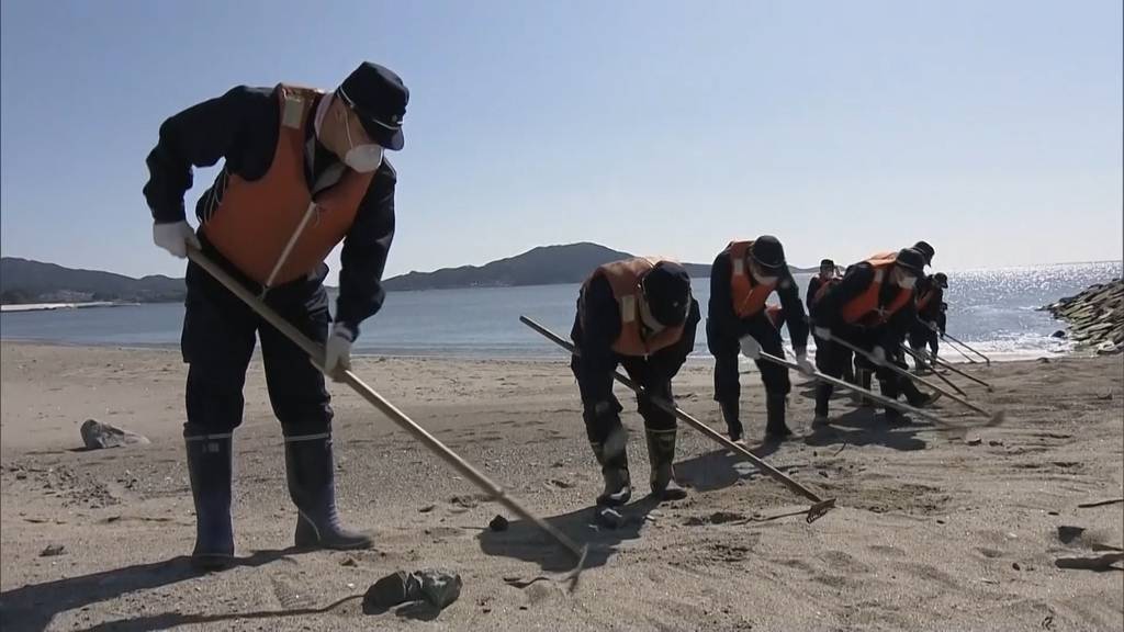 Japaner gedenken der Tsunami-Katastrophe vor zehn Jahren