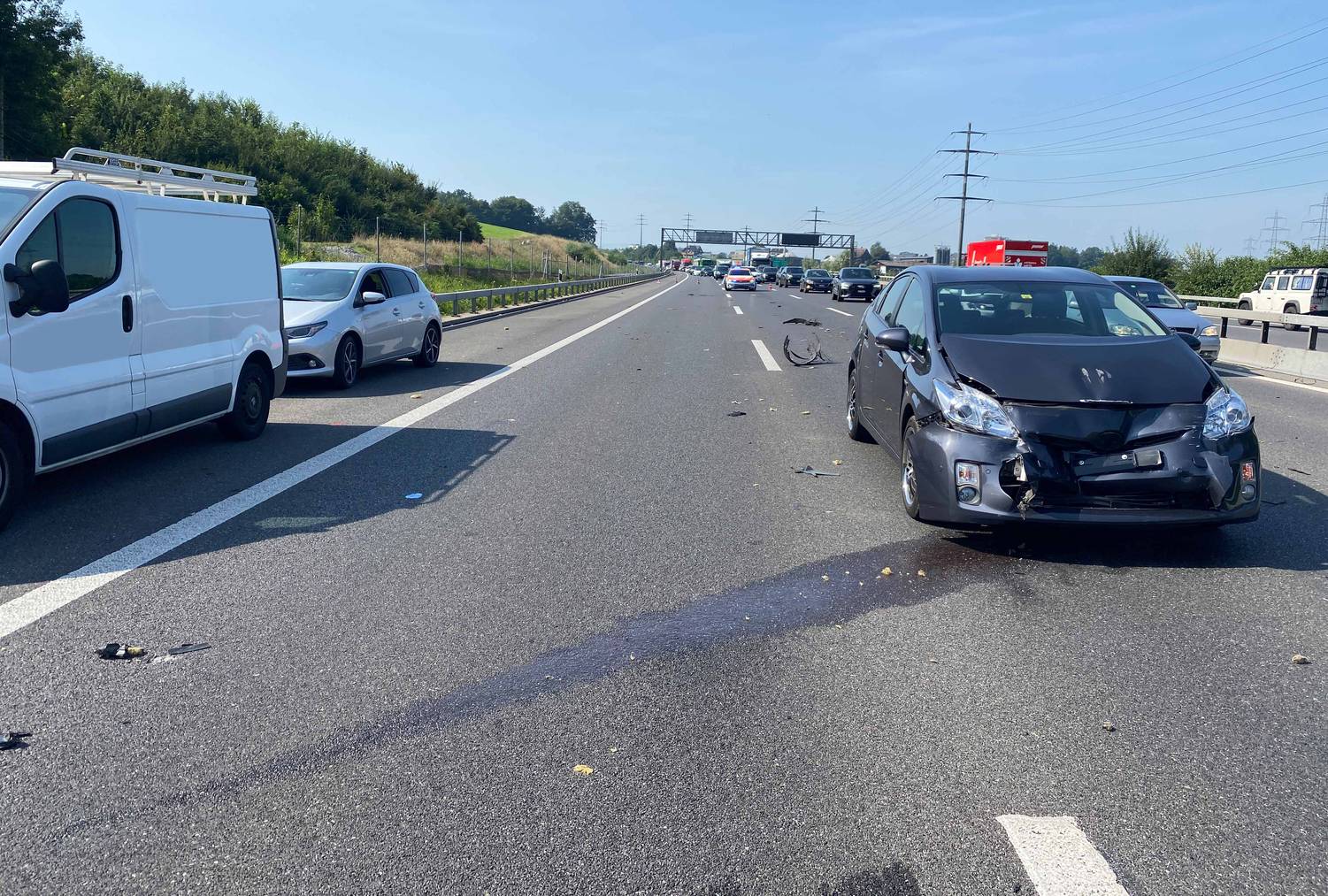 MM149_Cham_Trümmerfeld auf Autobahn und langer Rückstau_Bild 2