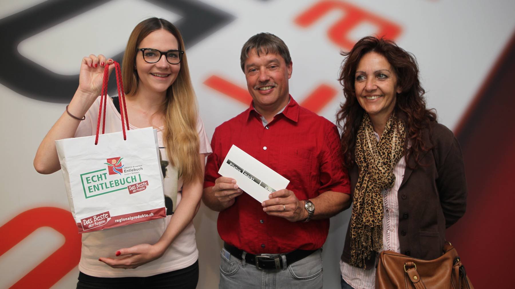 HIT 600: René und Roberta gewinnen 1'000.-- Einkaufsgutschein