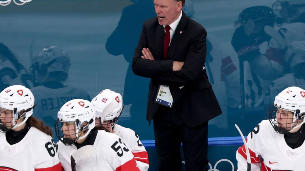 Holte mit den Schweizerinnen Olympia-Bronze, ärgert sich aber über fehlenden Respekt für das Frauen-Eishockey: der scheidende Schweizer Nationalcoach Colin Muller