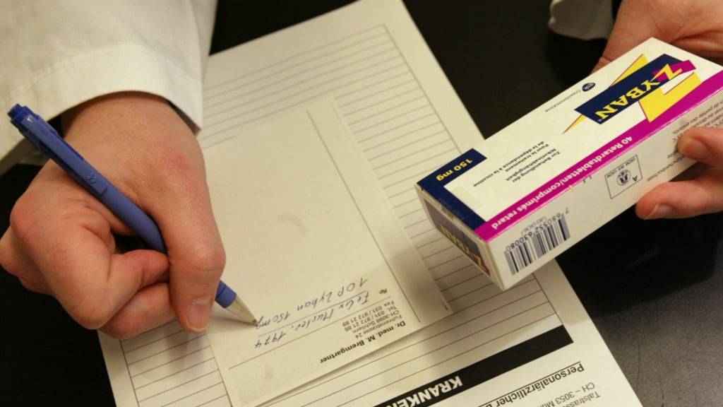 Handgeschriebene Rezepte soll es nach dem Willen des Bundesrat künftig nicht mehr geben. (Themenbild)