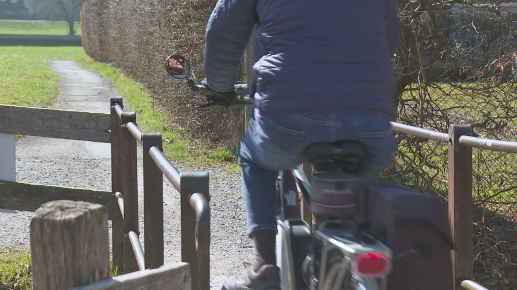 Überfüllter Uferweg am Sempachersee