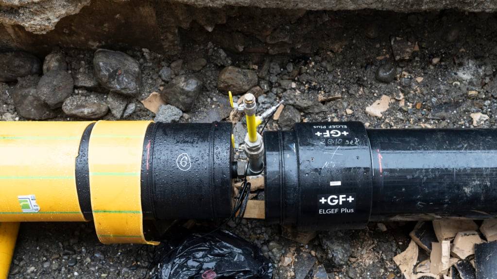 Eine Gasleitung in Zürich: Die Schweiz hat auch im vergangenen Winter weniger Gas verbraucht als im langjährigen Mittel. (Themenbild)
