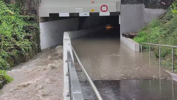 Unwetter: Bei der Kapo Aargau gingen gestern während drei Stunden 160 Meldungen ein