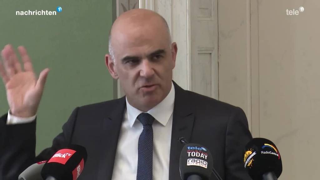 Alain Berset besucht Roche in Rotkreuz