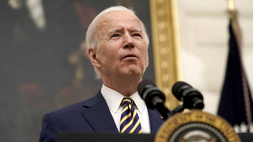 Der neue US-Präsident Joe Biden rechnet in nächster Zeit mit einem weiteren Anstieg von Todesfällen wegen des Coronavirus. (Archivbild)