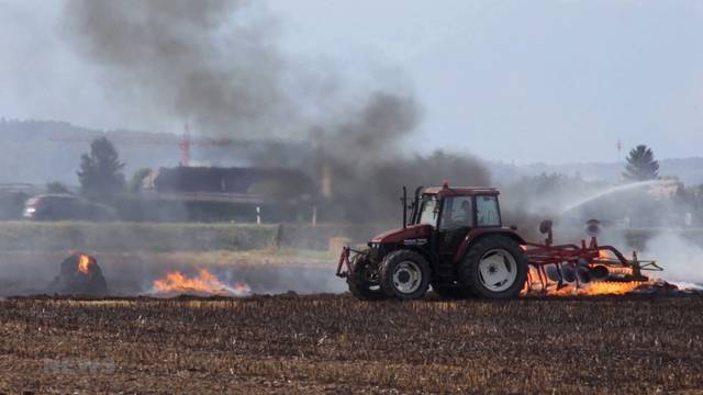 Strohballen-Inferno wegen Trockenheit in Alchenflüh