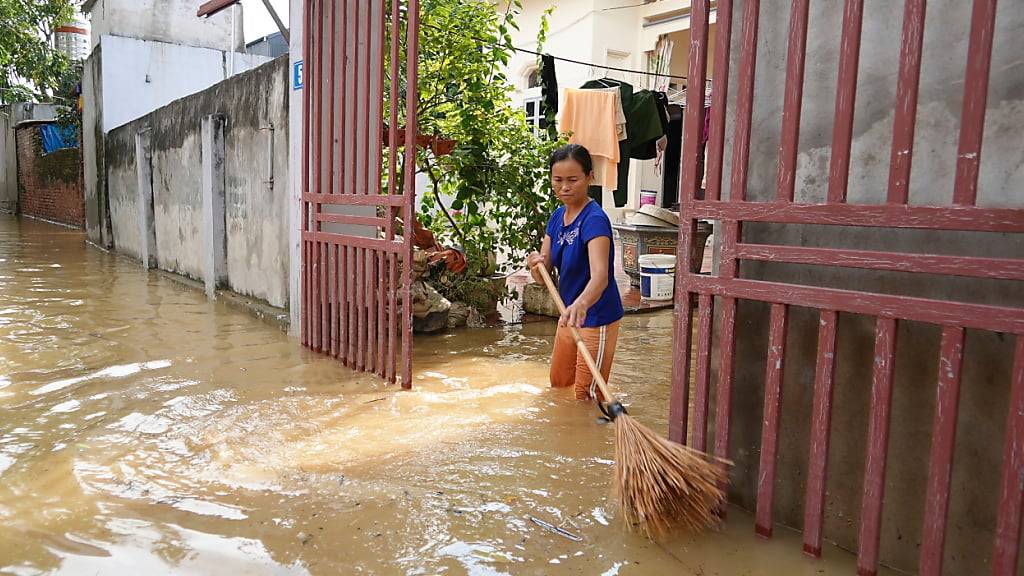 Der Norden Südostasiens kämpft noch mit den Folgen, die Taifun «Yagi» hinterlassen hat. Foto: Hau Dinh/AP/dpa