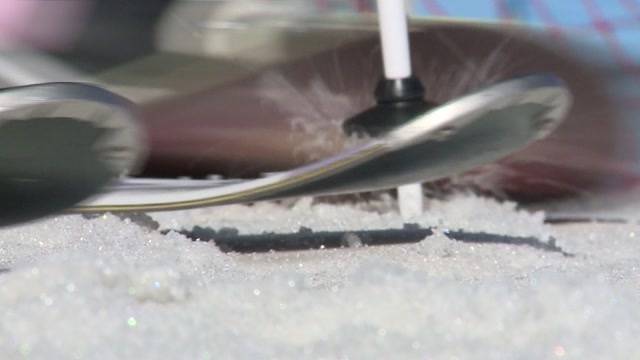 Skifreaks ziehen erste Kurven auf Glacier 3000
