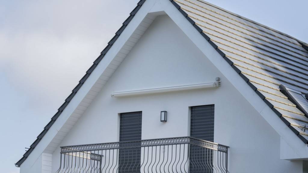 Geht es nach dem Ständerat, sollen Gebäudeeigentümerinnen und -eigentümer künftig nicht solidarisch für Schäden an Gebäuden nach einem schweren Erdbeben aufkommen. (Archivbild)