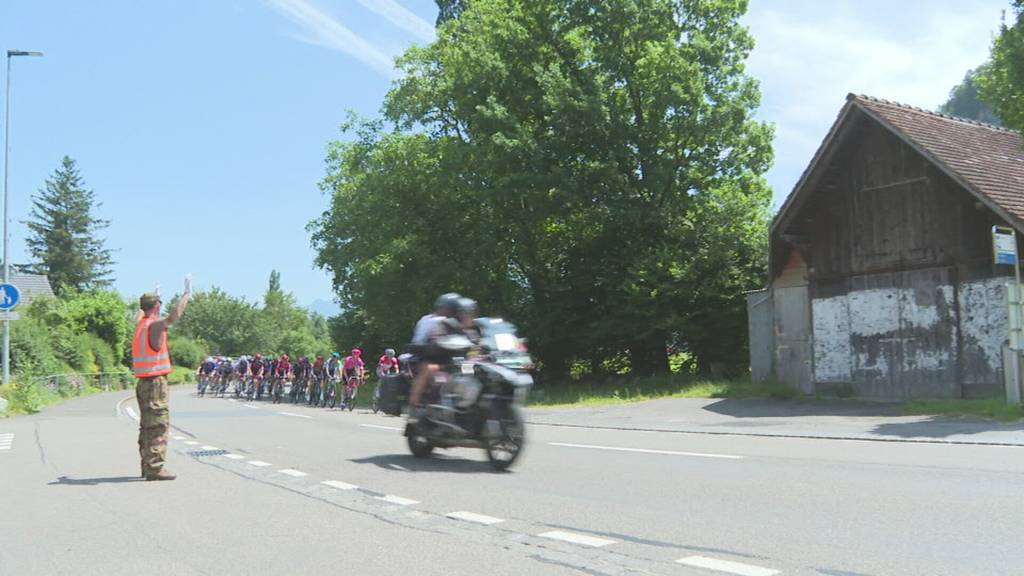 Protest bei Tour de Suisse: Anwohnende aus Oberriet wehren sich gegen geplante Deponie