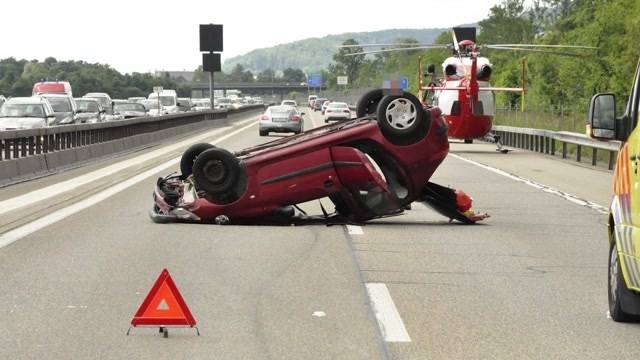 Autofahrerin baut Unfall auf A1 bei Oensingen