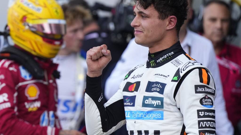 Lando Norris (rechts) gewinnt in Monte Carlo vor dem Einheimischen Charles Leclerc