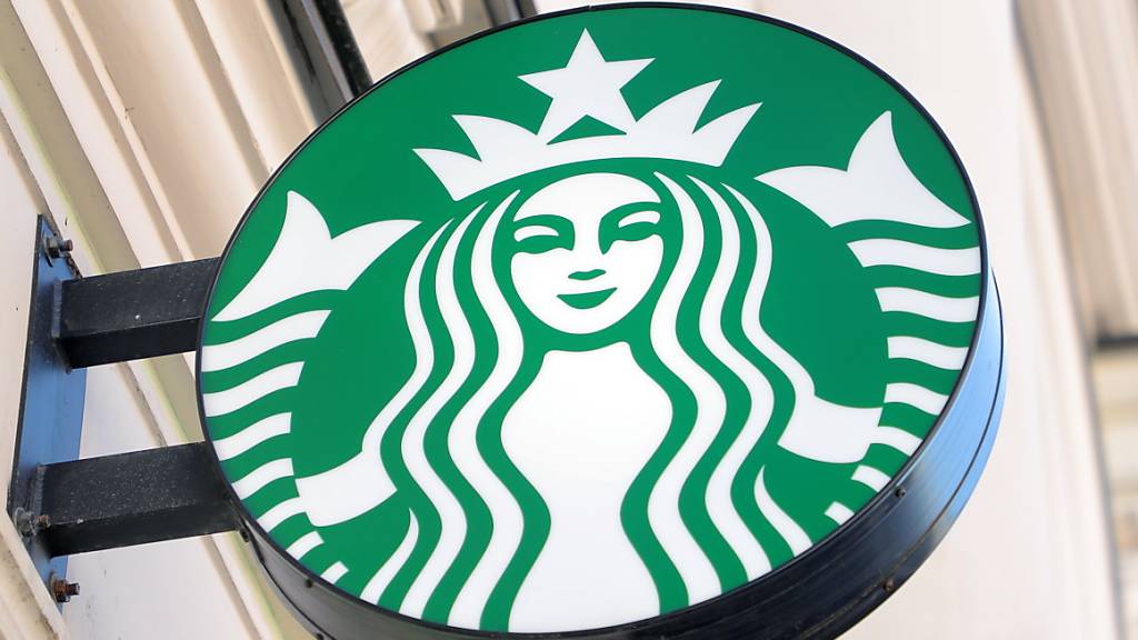 Starbucks-Chef Johnson tritt ab - Vorgänger Schultz kehrt zurück